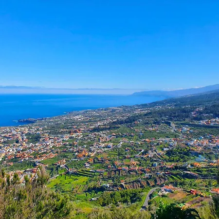 Gran & Barbacue Giovanni Y Rosa C Tenerife Norte Holiday home *